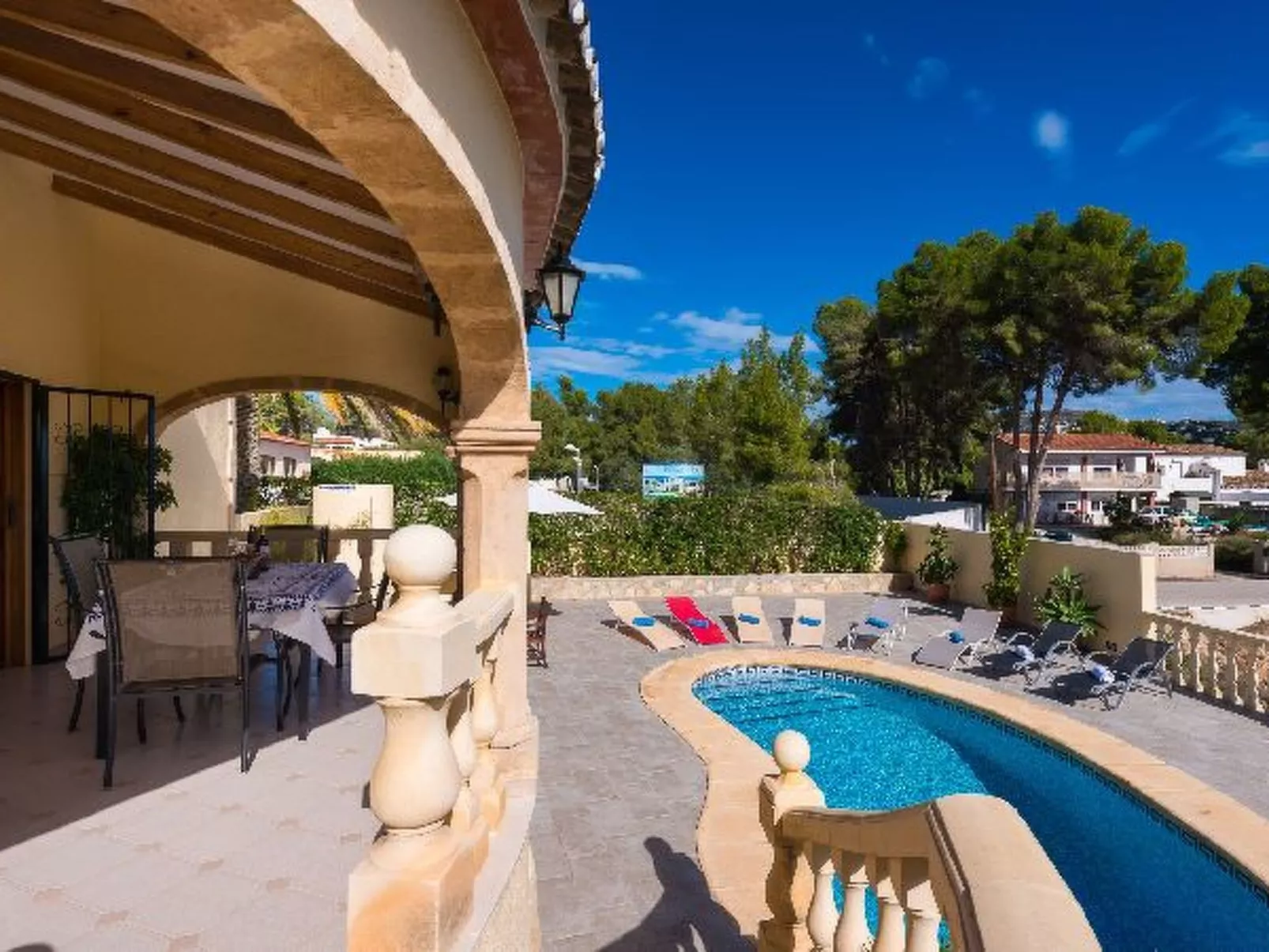 Villa Llobell - PlusHolidays - Image-tags.info