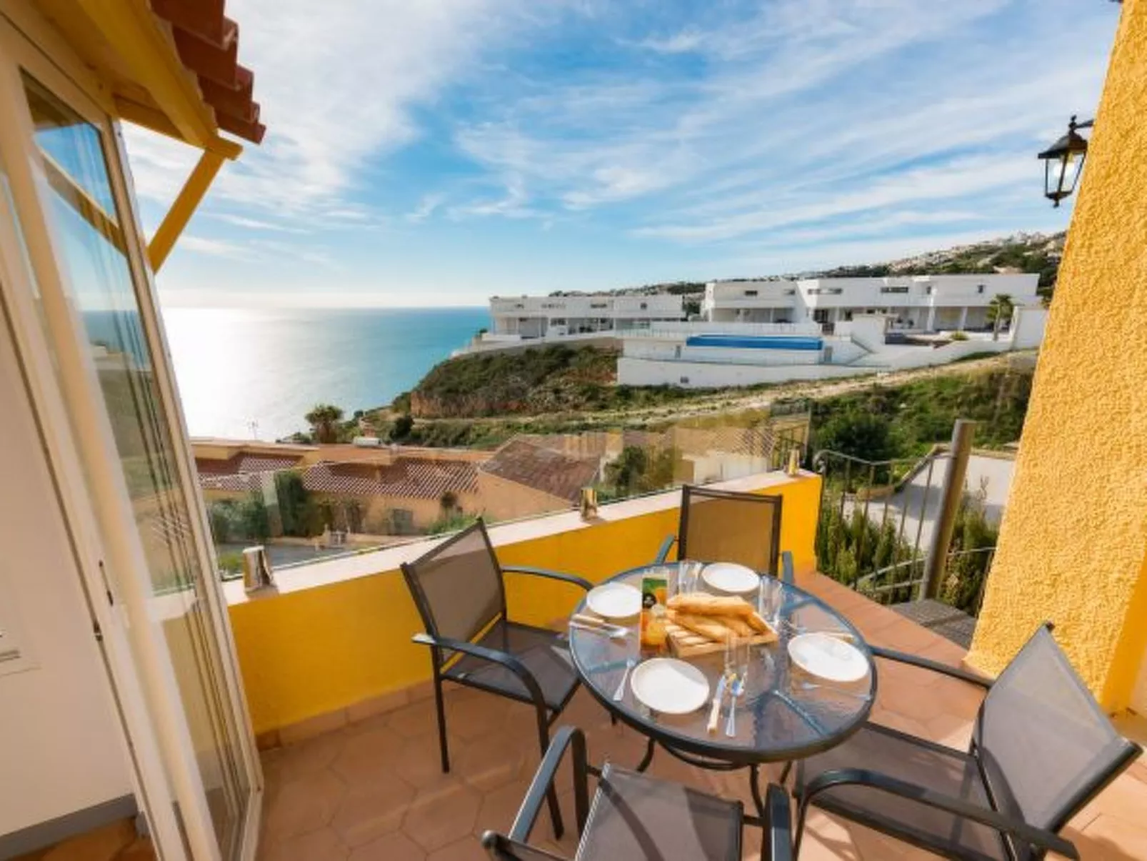 Bungalow Ojeda - PlusHolidays - Image-tags.info