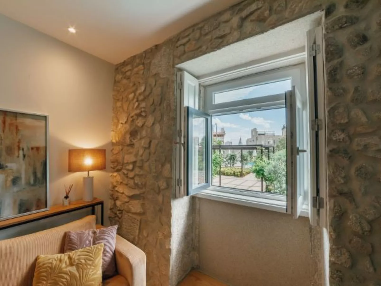 OPORTO POOL APARTMENT by VACATIONY - Binnen