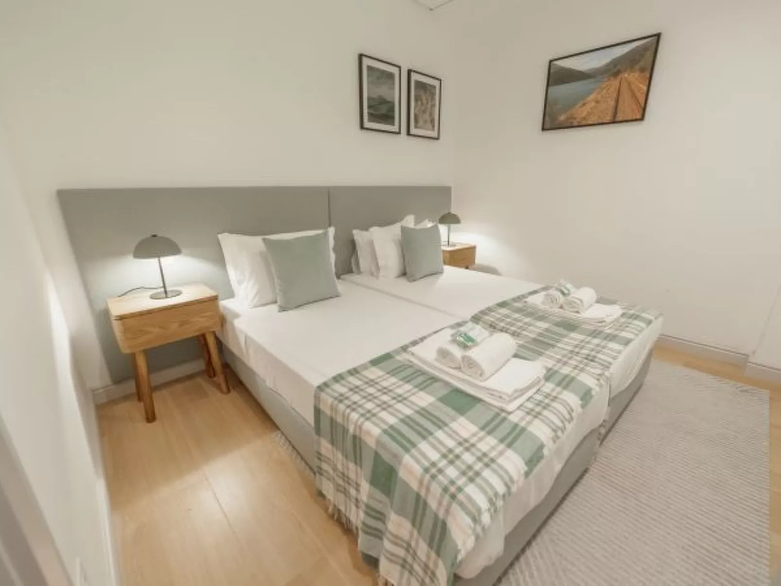 HEART OF PORTO APARTMENT G by VACATIONY - Binnen