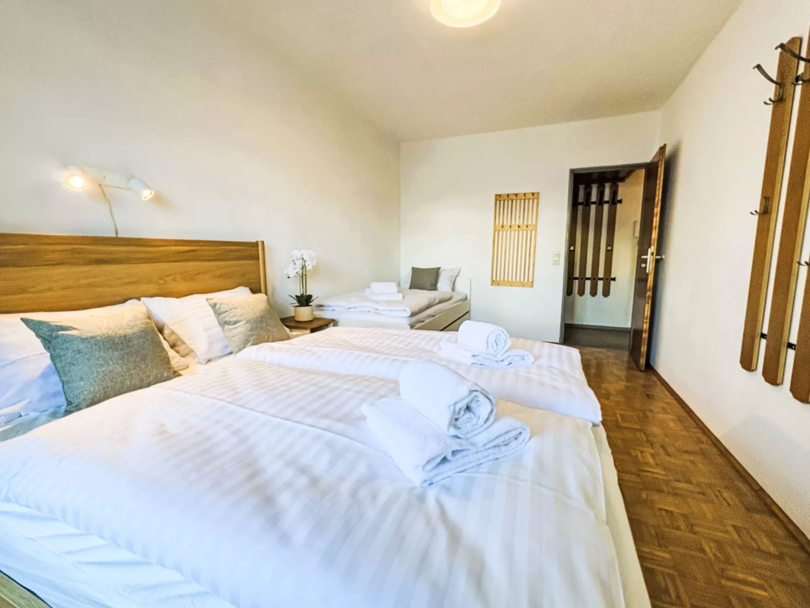 Kirchenblick - Binnen