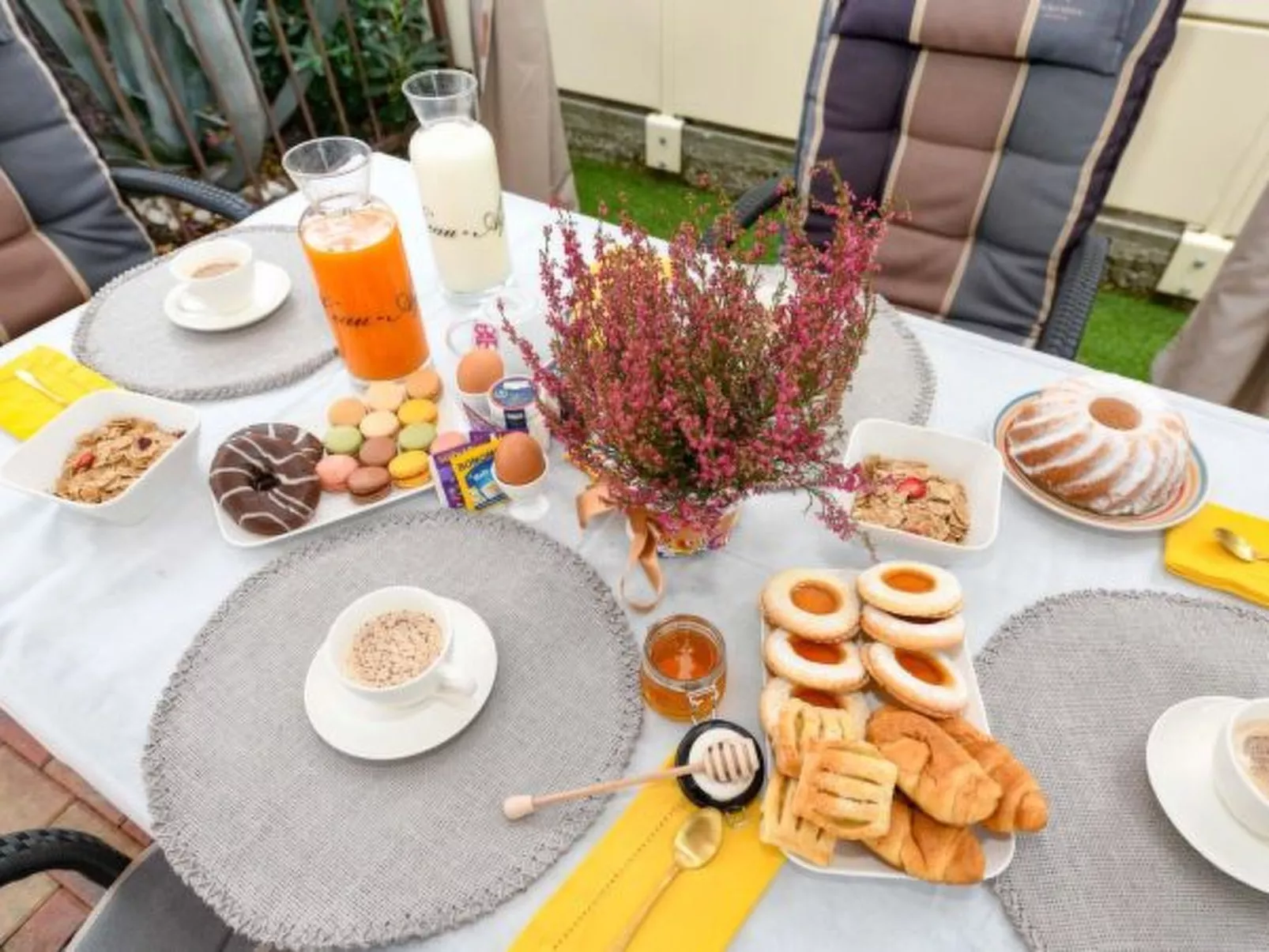 Desenzanoloft Garden and Pool - Image-tags.info