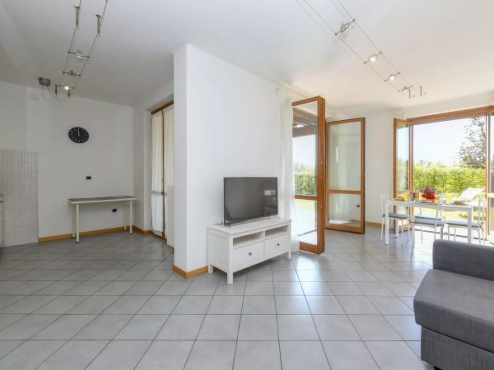 Desenzanoloft Oasis - Image-tags.info