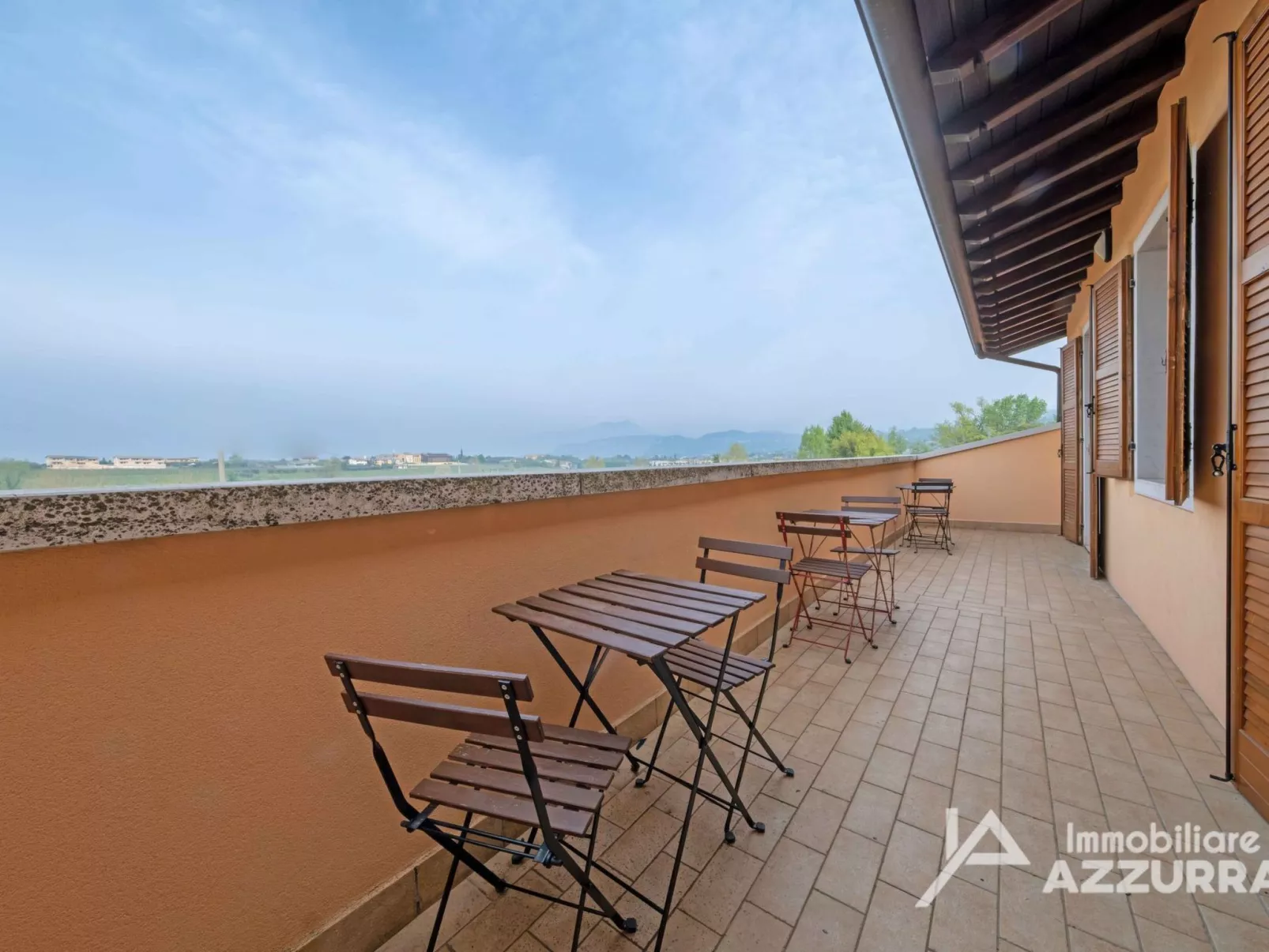 Villa i Roccoli, zwischen Olivenbäumen mit priva - Image-tags.info