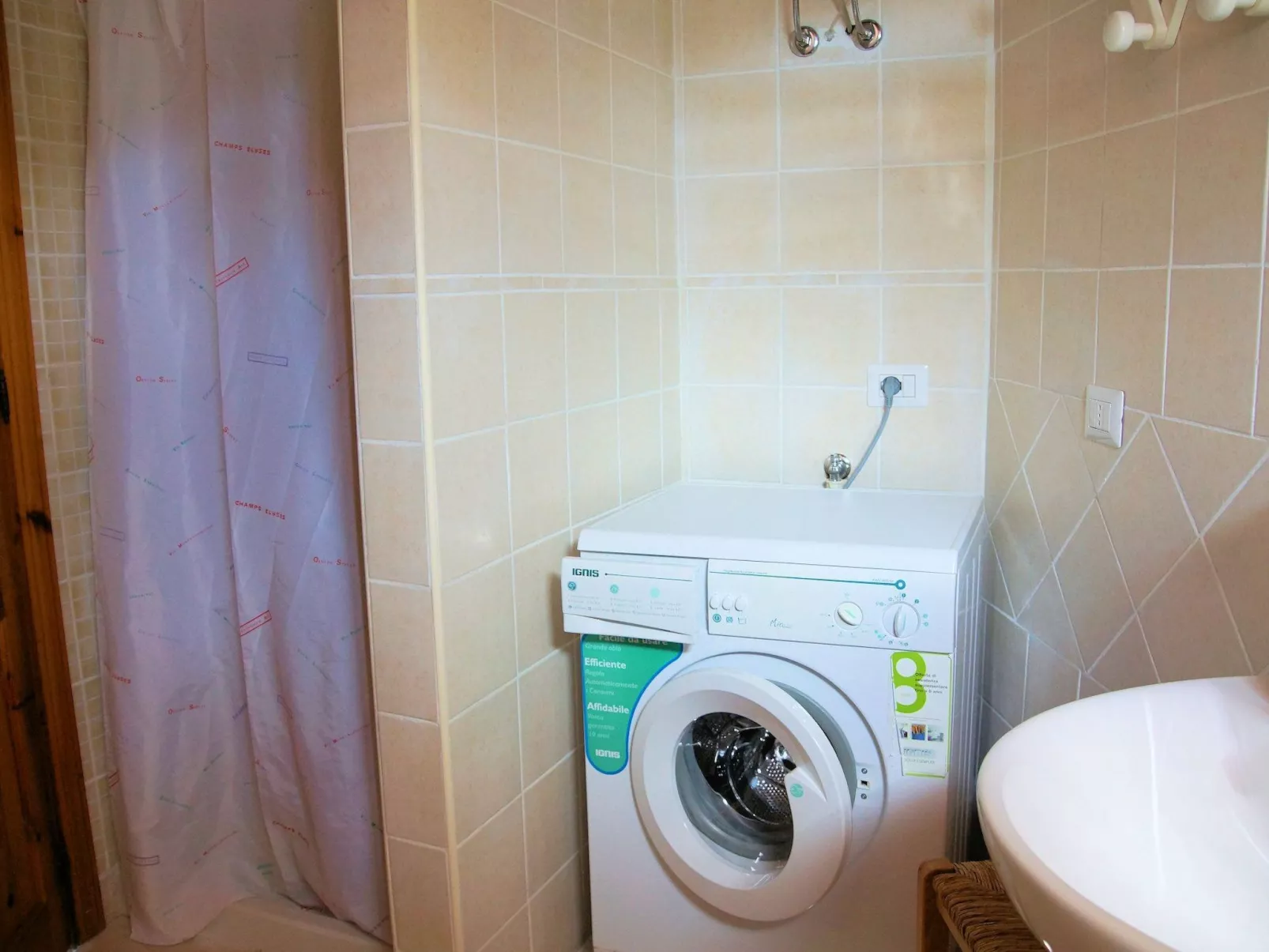 Sa Fiorida Alice II - Binnen