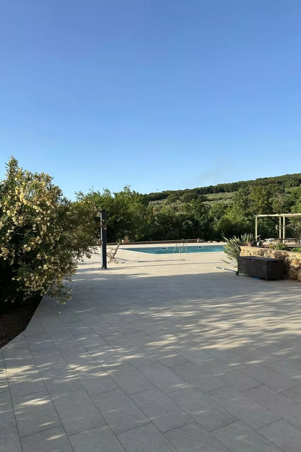 Tolles Reihenhaus im Olivenhain - Buiten