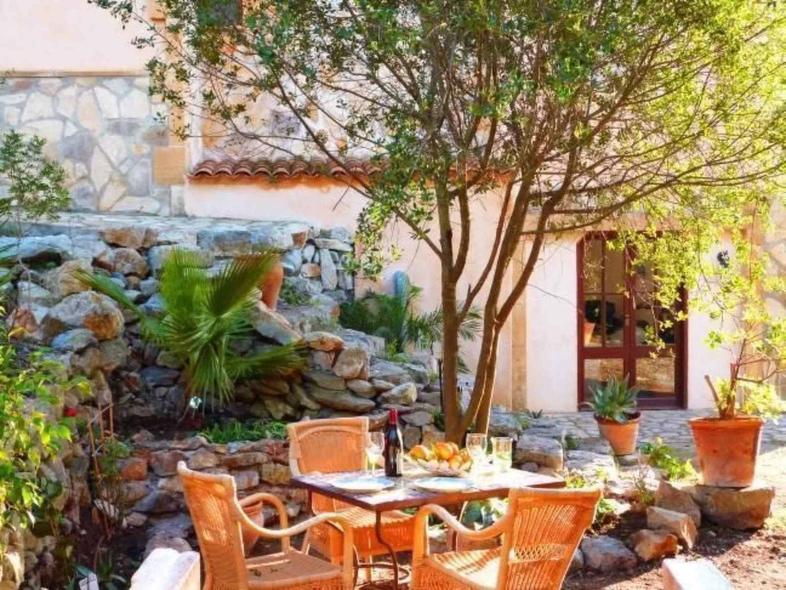 Kleine Ferienwohnung mit Gemeinschaftspool - Image-tags.info