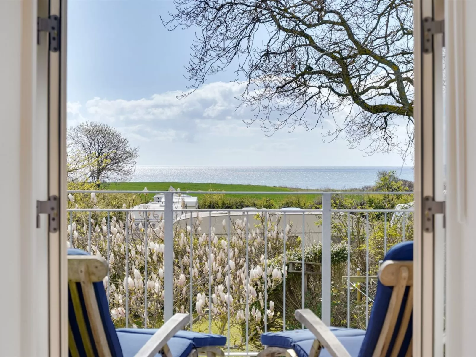 "Gyril" - 100m from the sea - Buiten