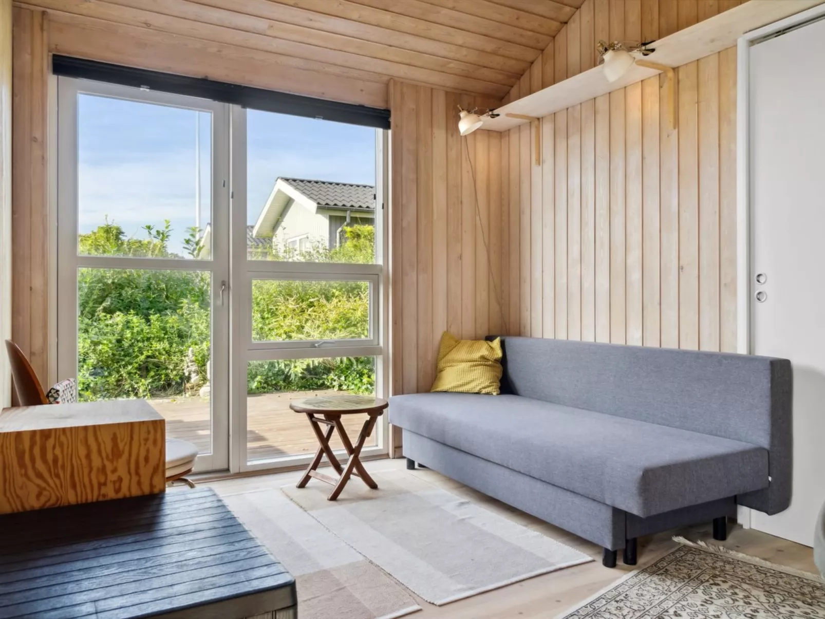 "Iivari" - 70m from the sea - Binnen