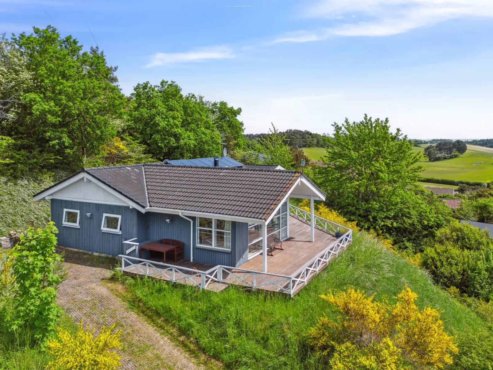 "Gjuro" - 800m from the sea - Buiten