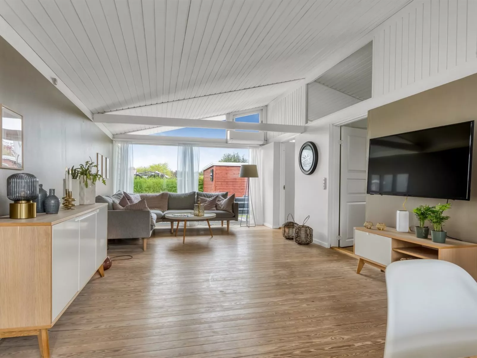 "Karin" - 300m from the sea - Binnen