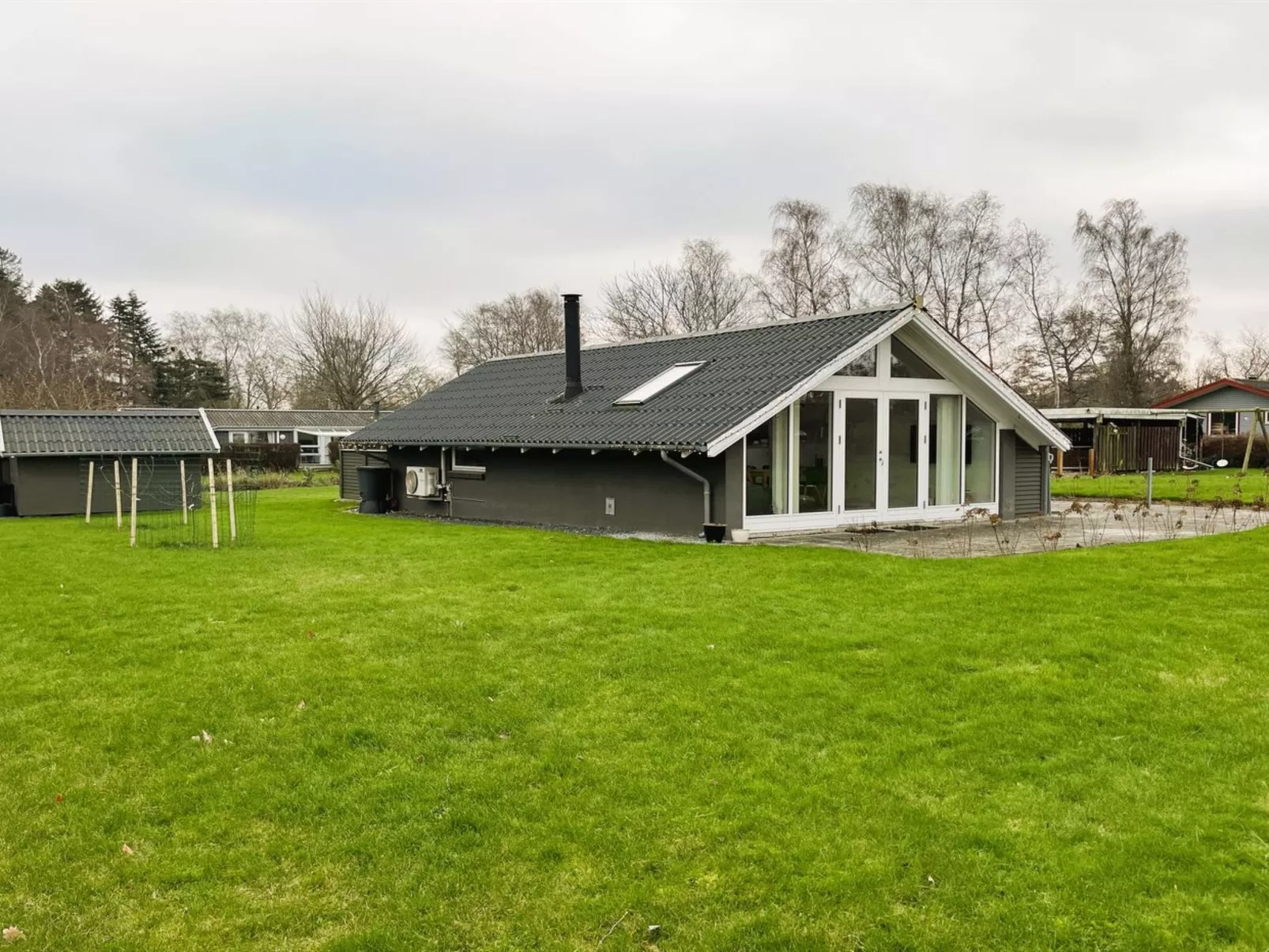 "Hielm" - 490m from the sea - Buiten