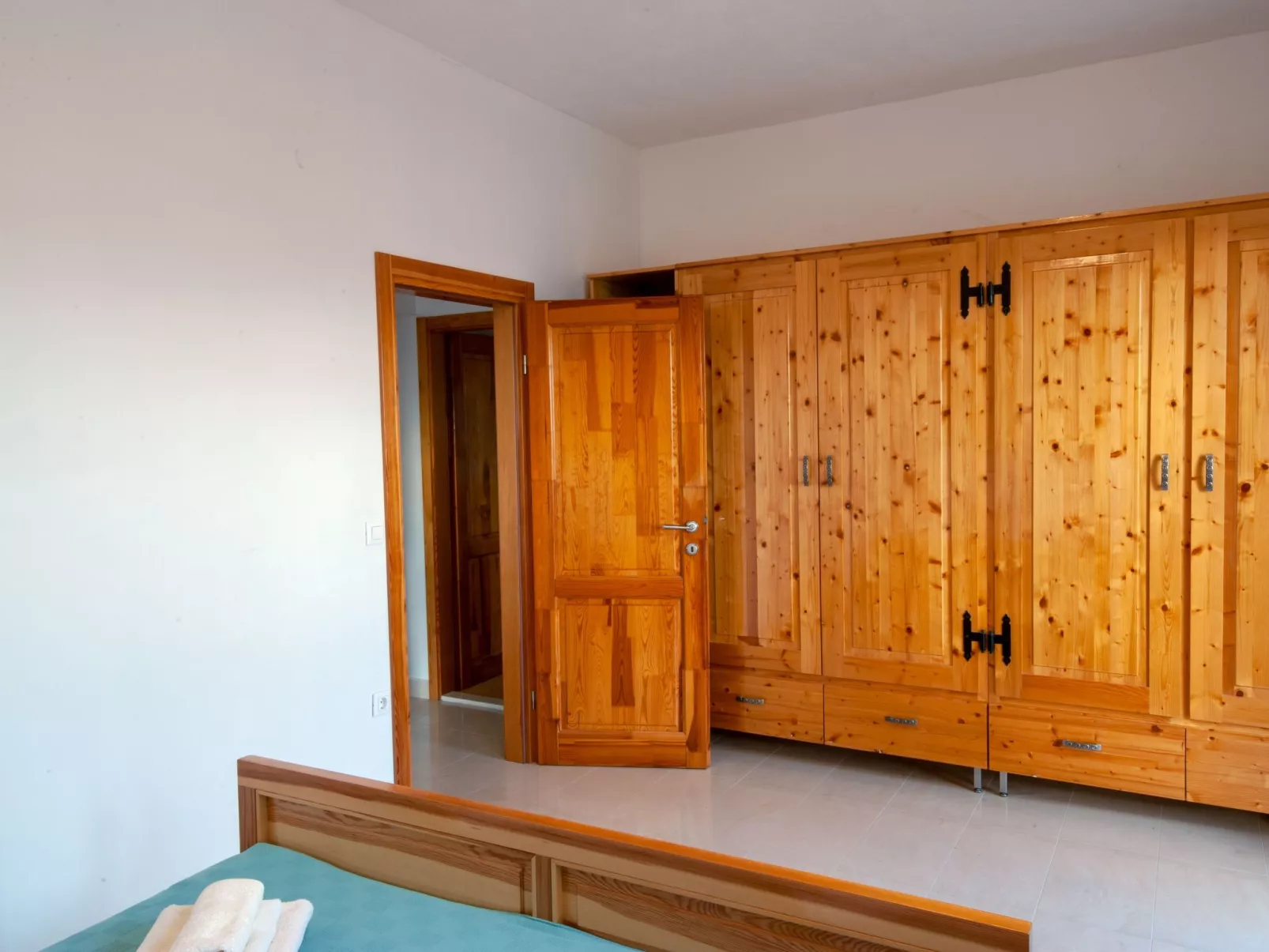 Haus in Mravince mit Whirlpool und Garten - Image-tags.info