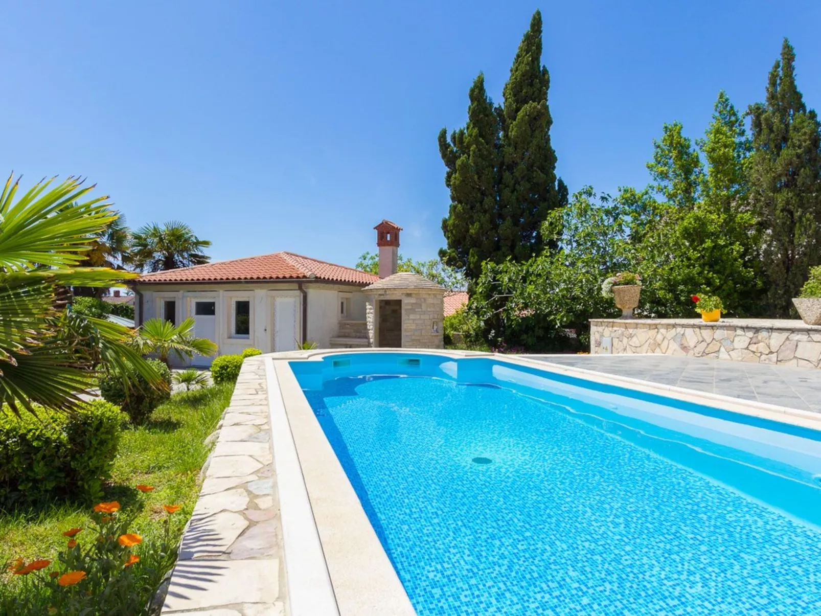 House Vjera - Buiten