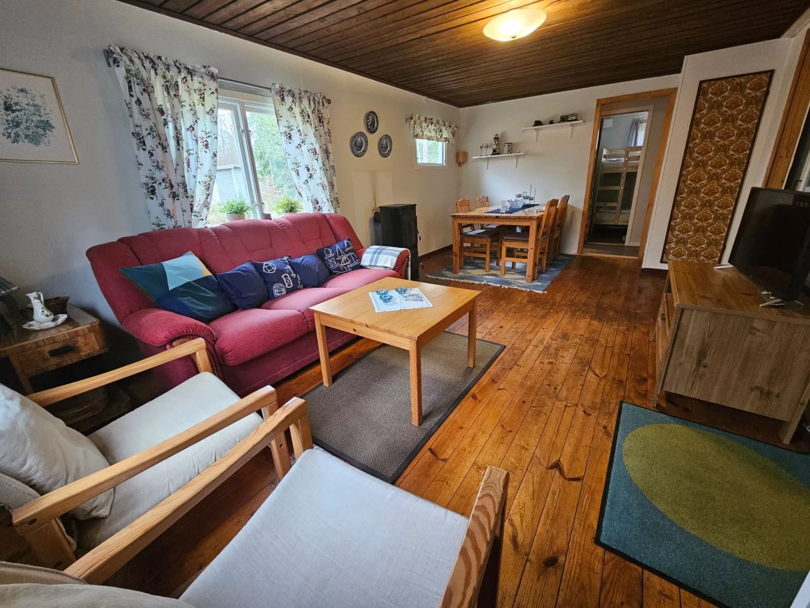 Gemütliches Cottage mit Whirlpool - Binnen