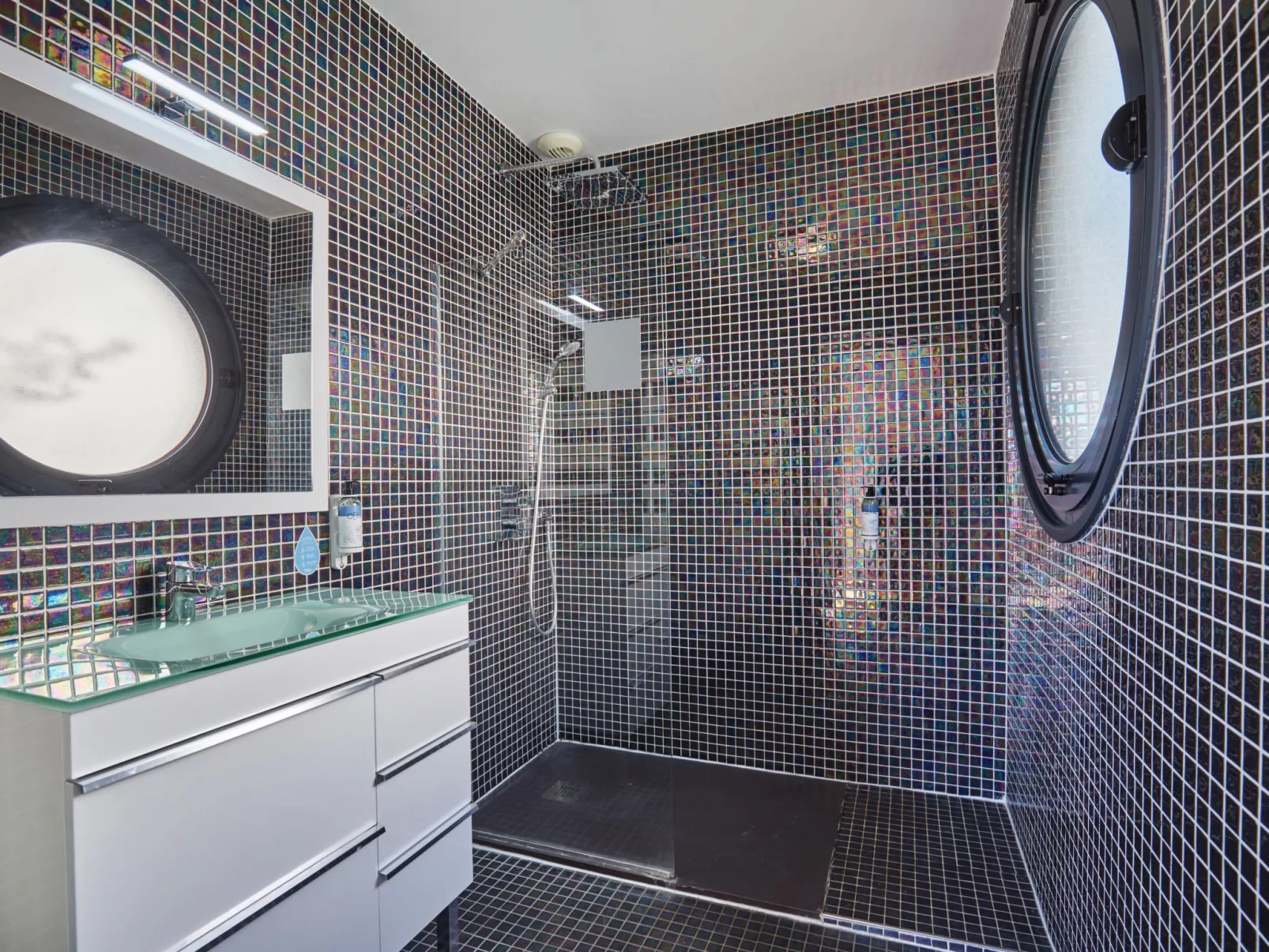 Le Domaine d'Anadara - Binnen