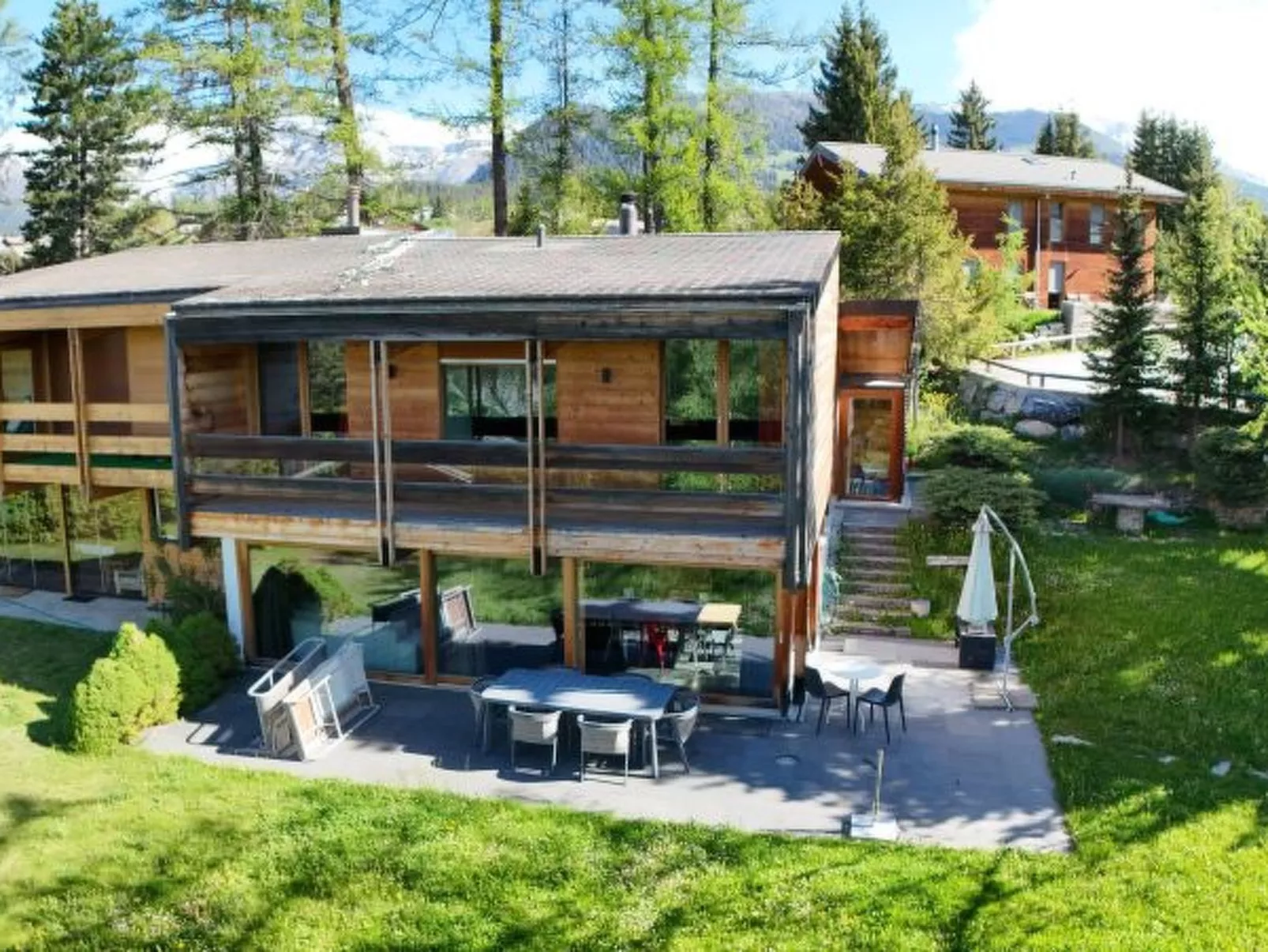 Crans Montana sous les Etoiles - Buiten