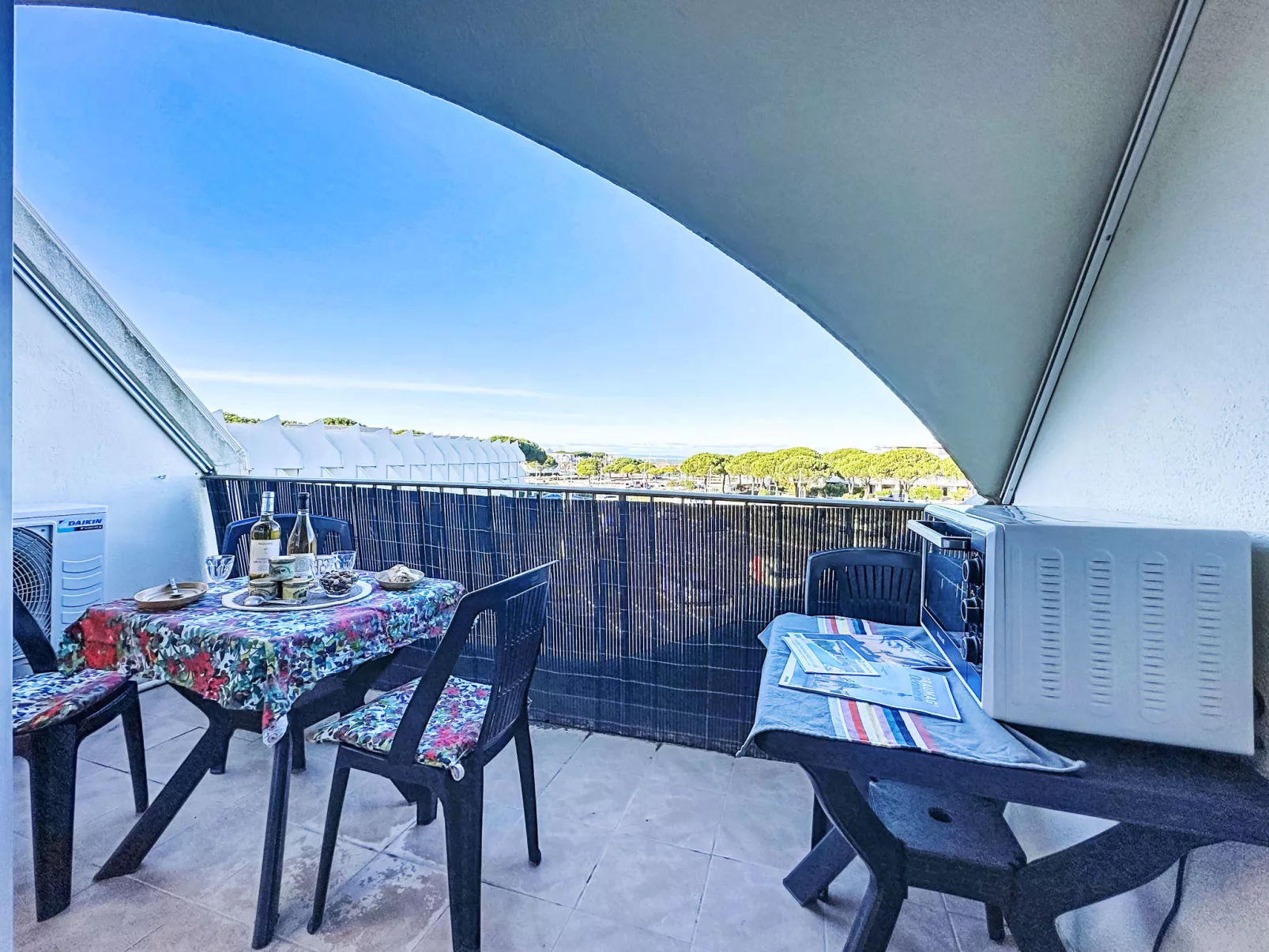 Le Grand Galion - Binnen