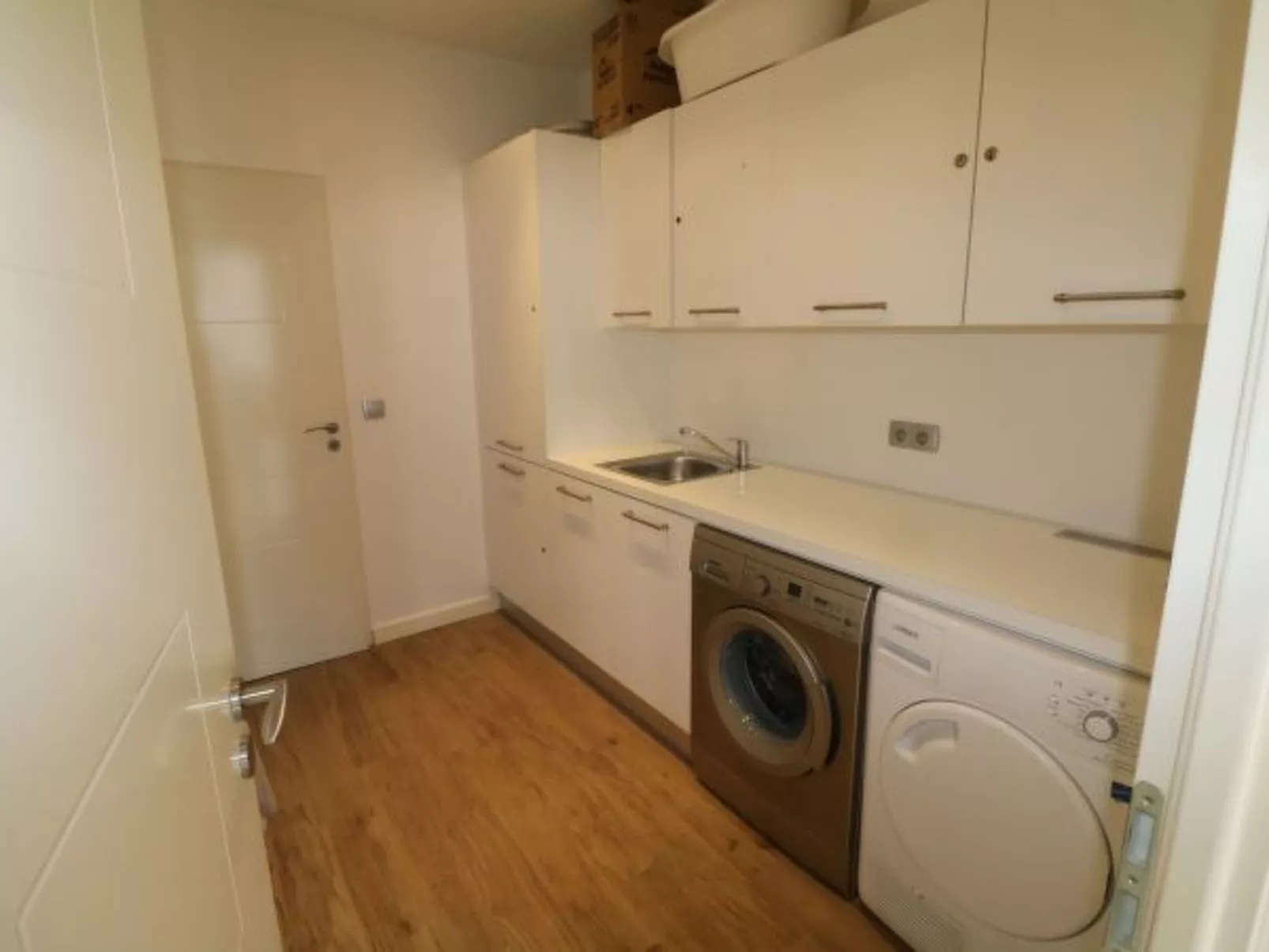 Luxury 3 bedroom Rue d'Antibes 410 - Image-tags.info