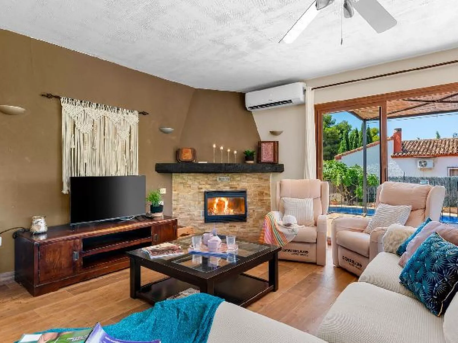 Villa Rebeca - PlusHolidays - Image-tags.info