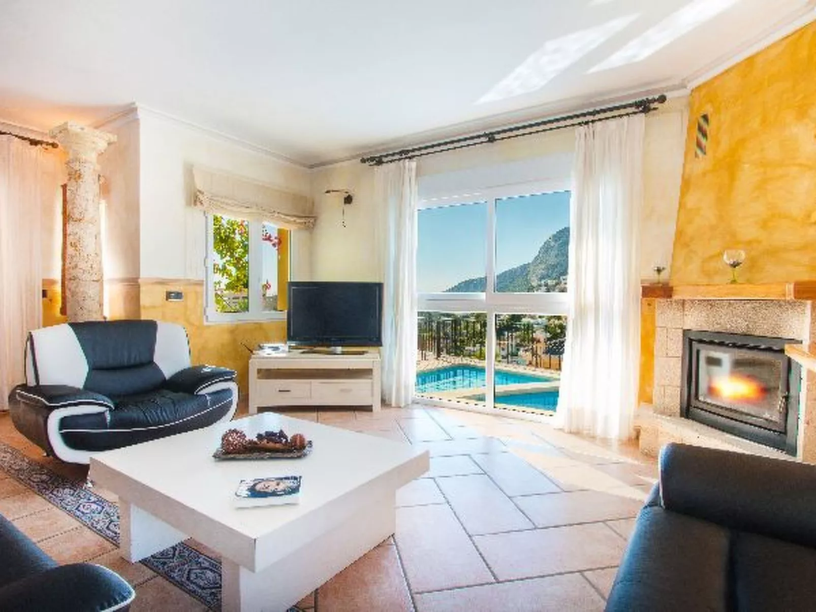 Villa Encanto - PlusHolidays - Image-tags.info