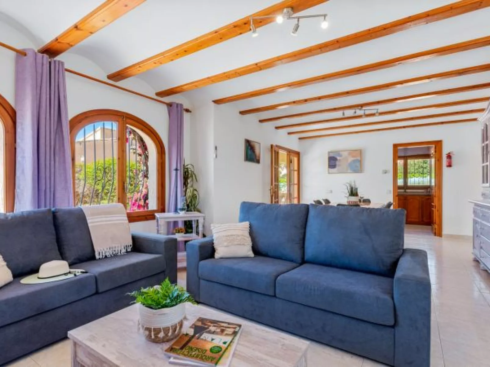 Villa Agudin - PlusHolidays - Image-tags.info