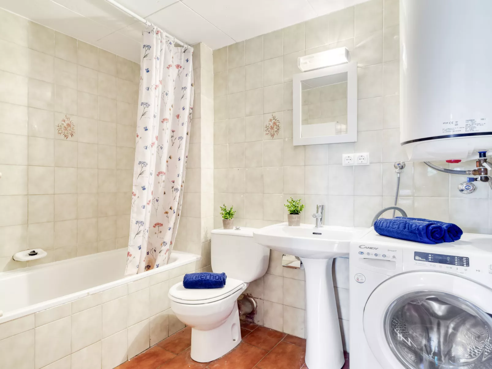 Centro peatonal Roses - Binnen