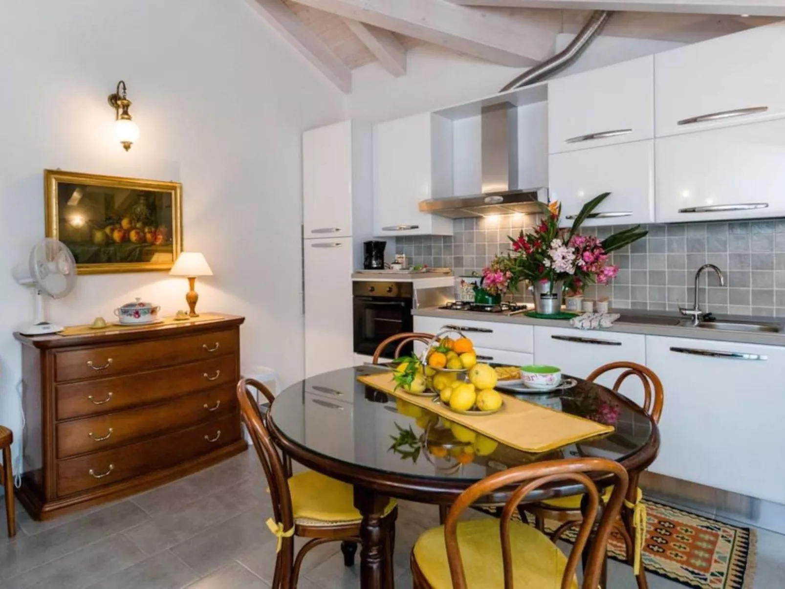 Ferienzimmer 'Mansarda Lina' mit Terrasse - Binnen