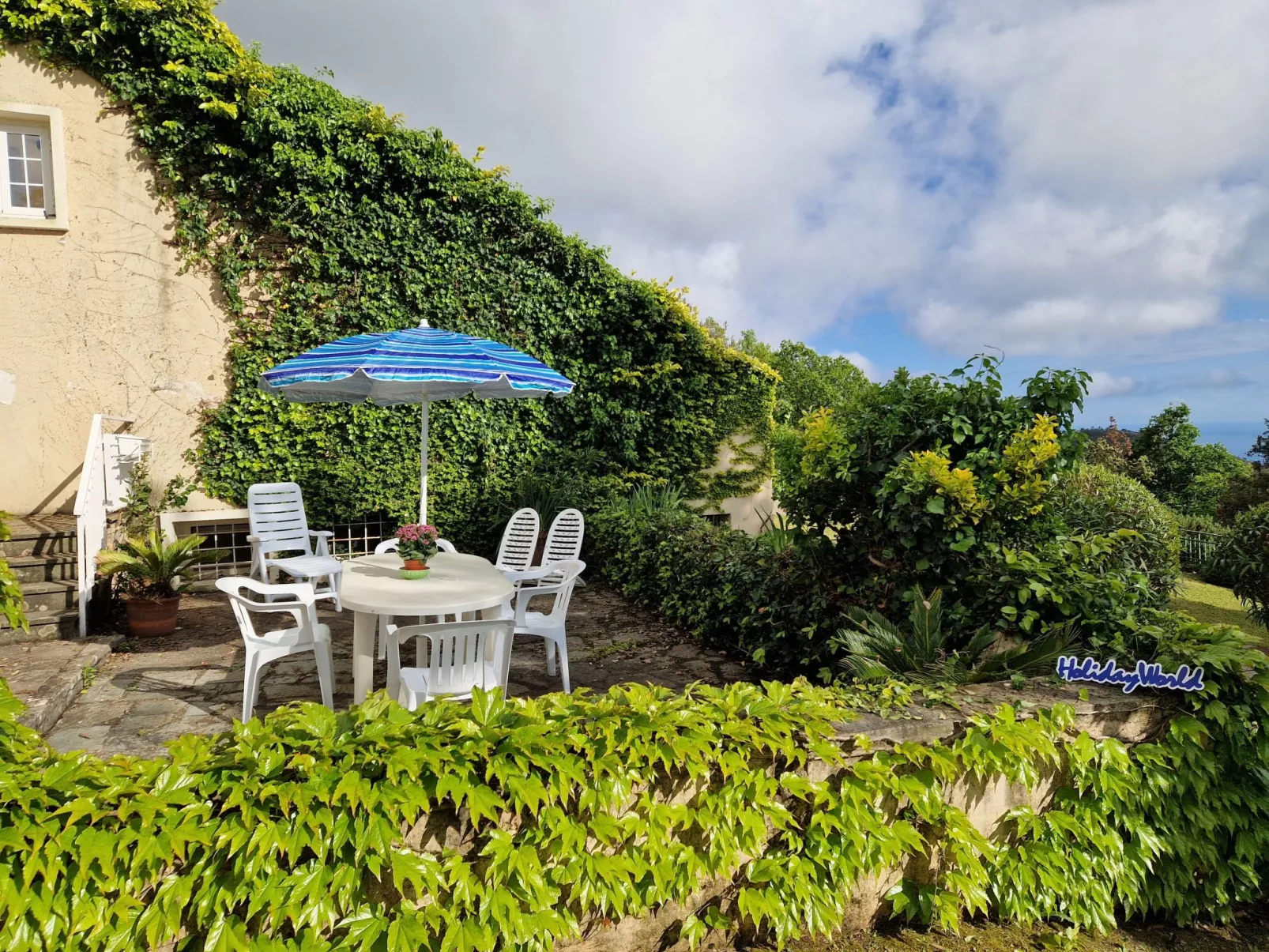 Total Relax Home by Holiday World - Buiten