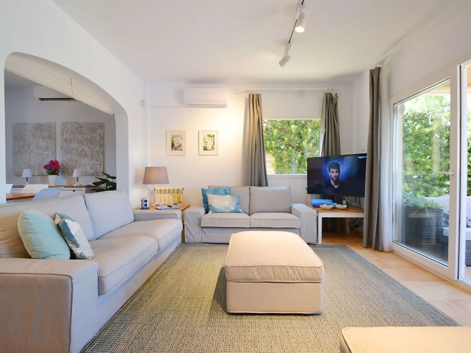 Gemütliches Ferienhaus in Urbanització S'estanyol mit Privatem Pool - Binnen