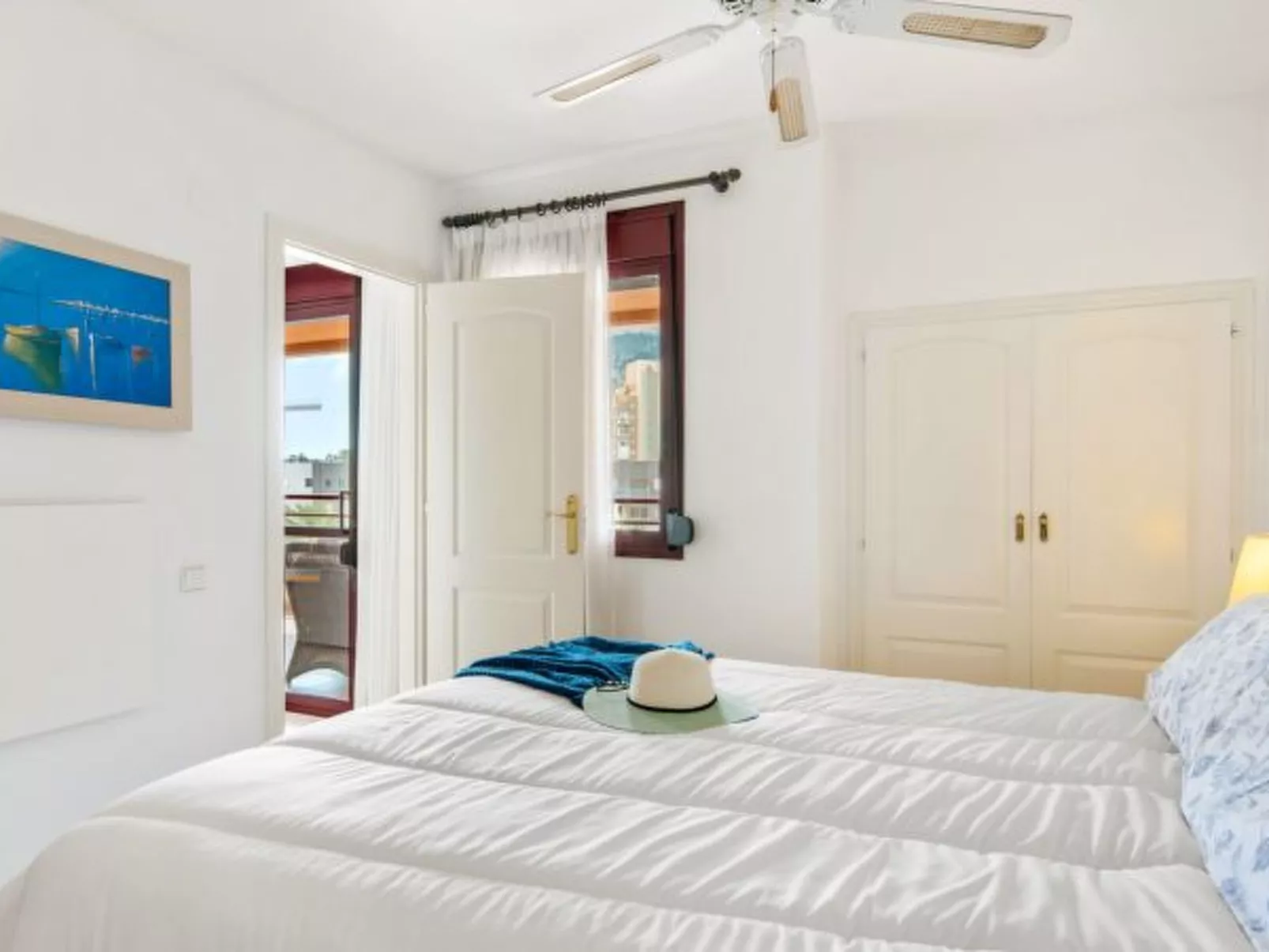 Apartment Zafiro - PlusHolidays - Image-tags.info