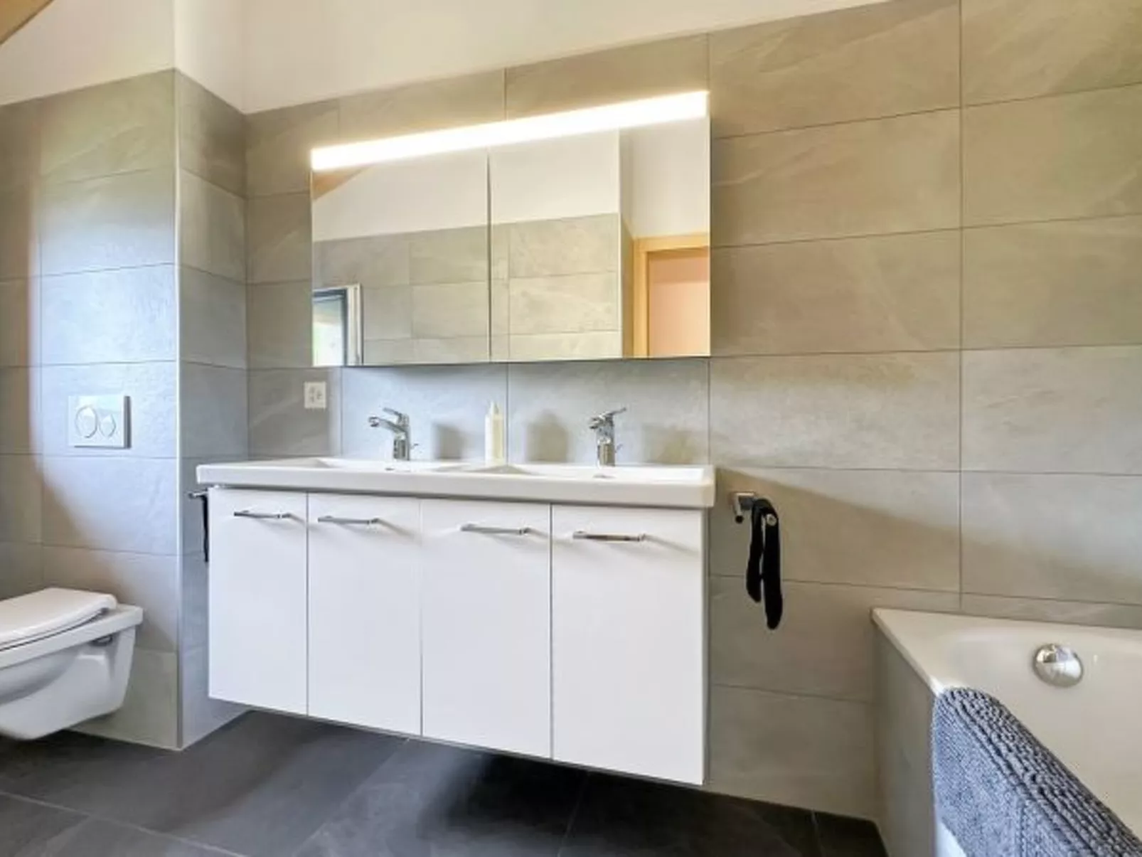 My Mountain Paradise in the Swiss Alps - Binnen