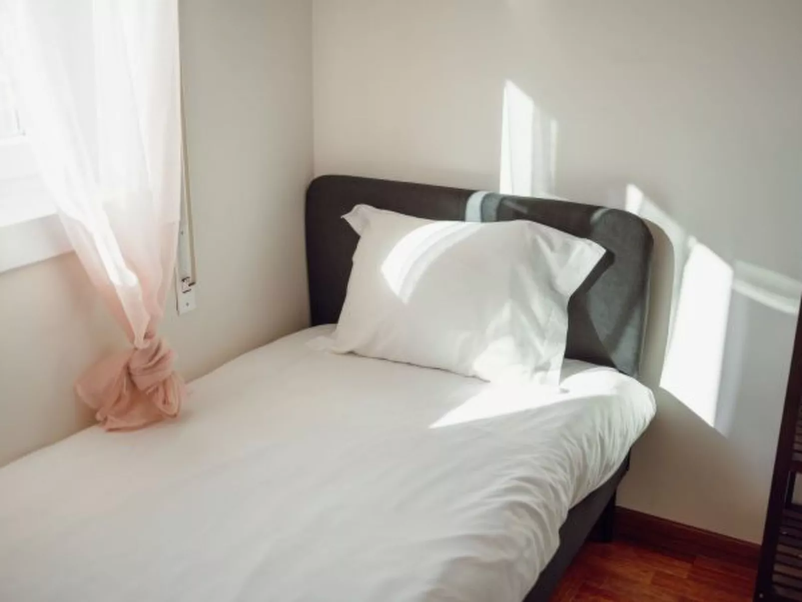 CASA DAS ORQUIDEAS by VACATIONY - Binnen