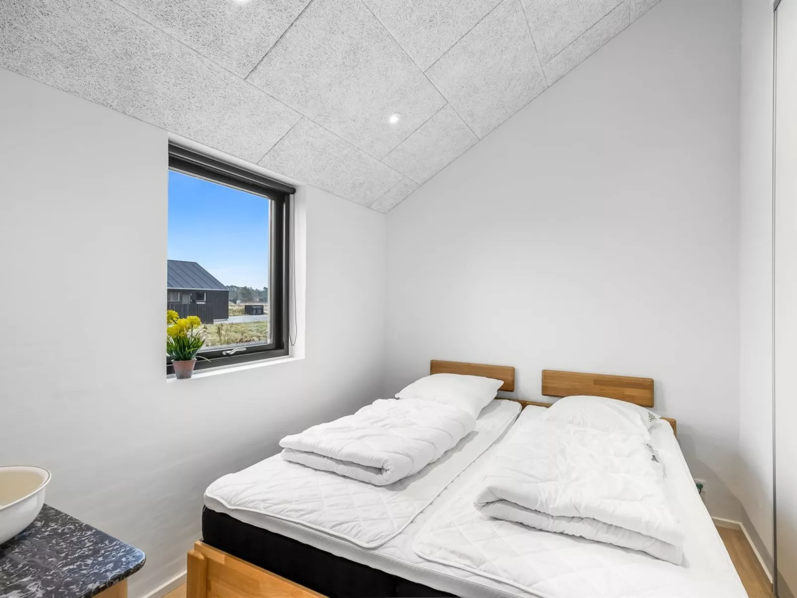 "Damiana" - 1.1km from the sea - Binnen