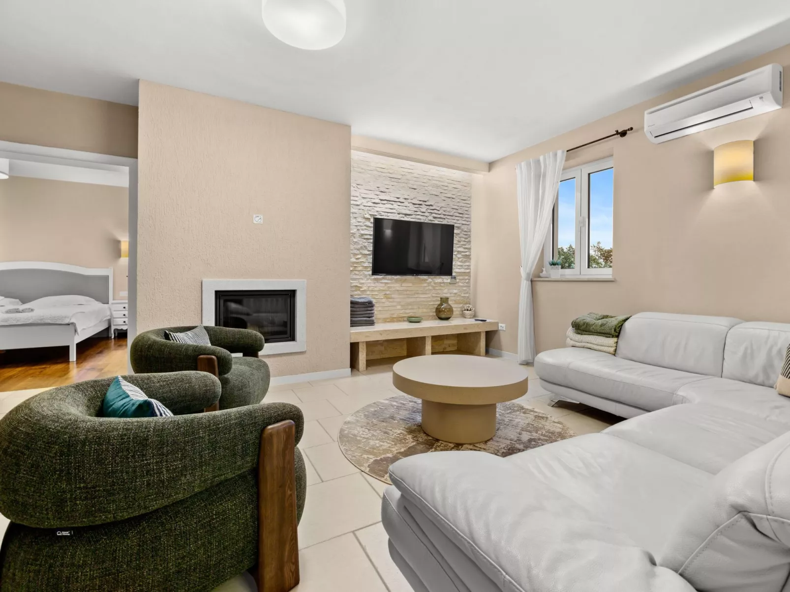 Romantische Villa mit Meerblick, Pool und Jacuzz - Image-tags.info