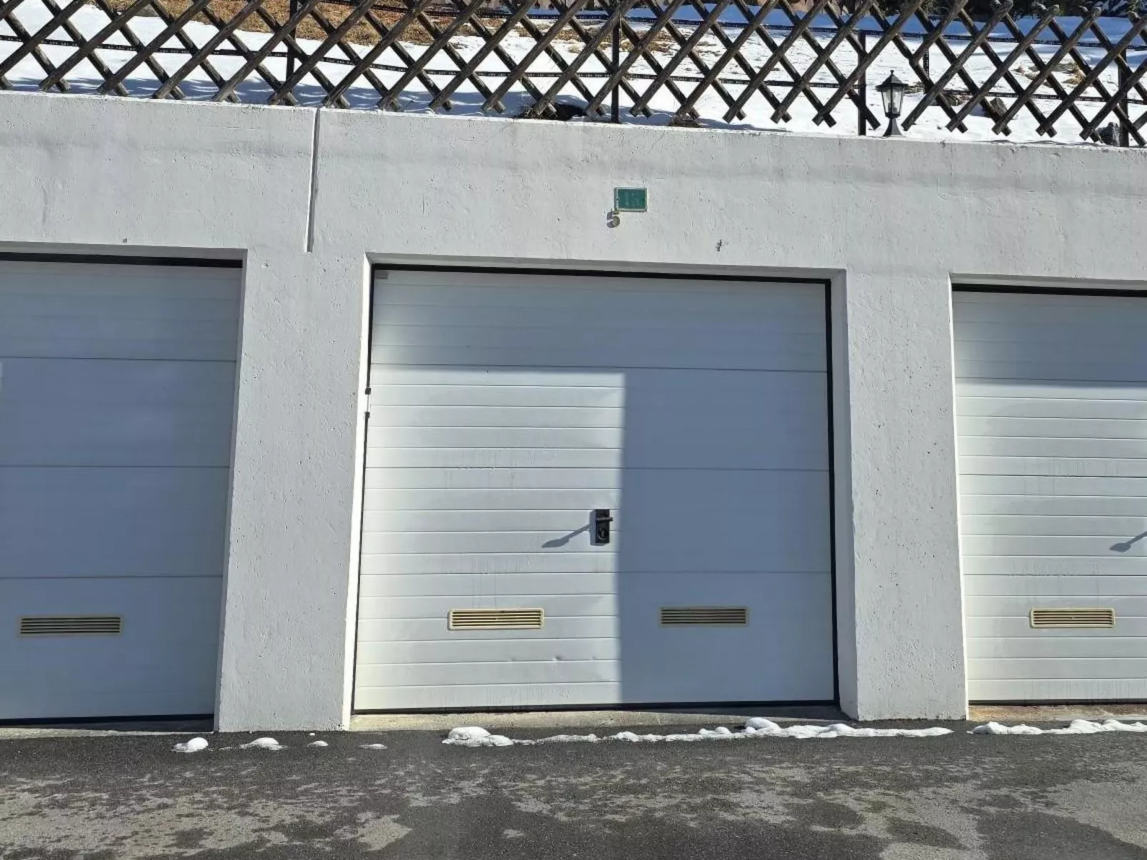 Tgiesa Alva - Binnen