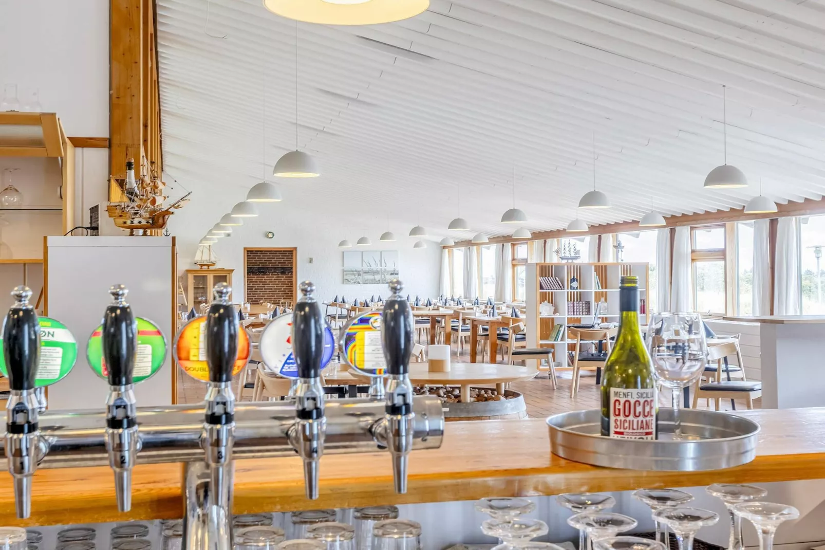 A-3½ roomrenovatedclose to beach - Binnen