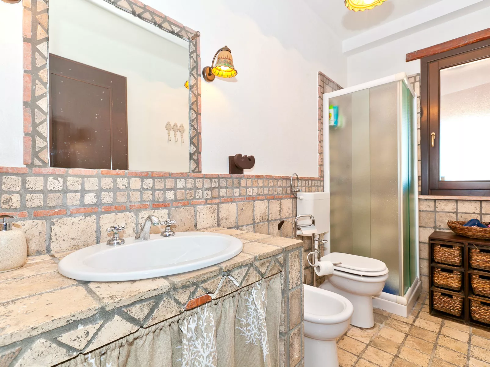 Tenute Aversa - Binnen