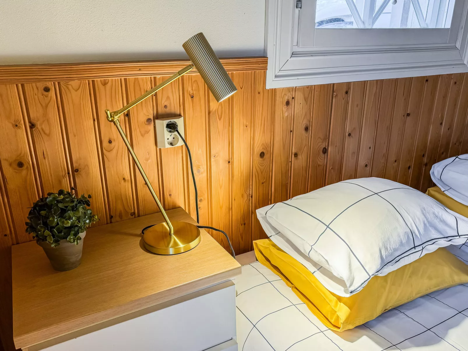 Peltosirkku - Binnen