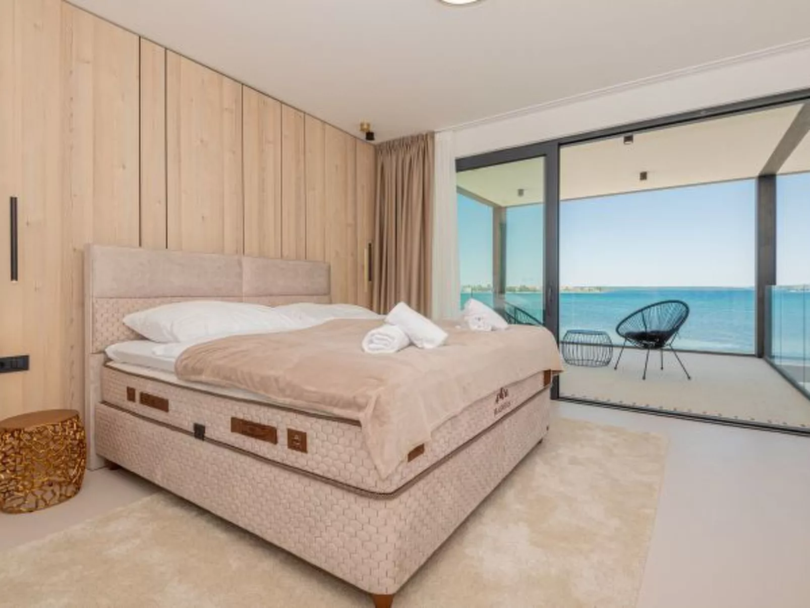 Seafront Villa Aurea with pool and seaview - Image-tags.info