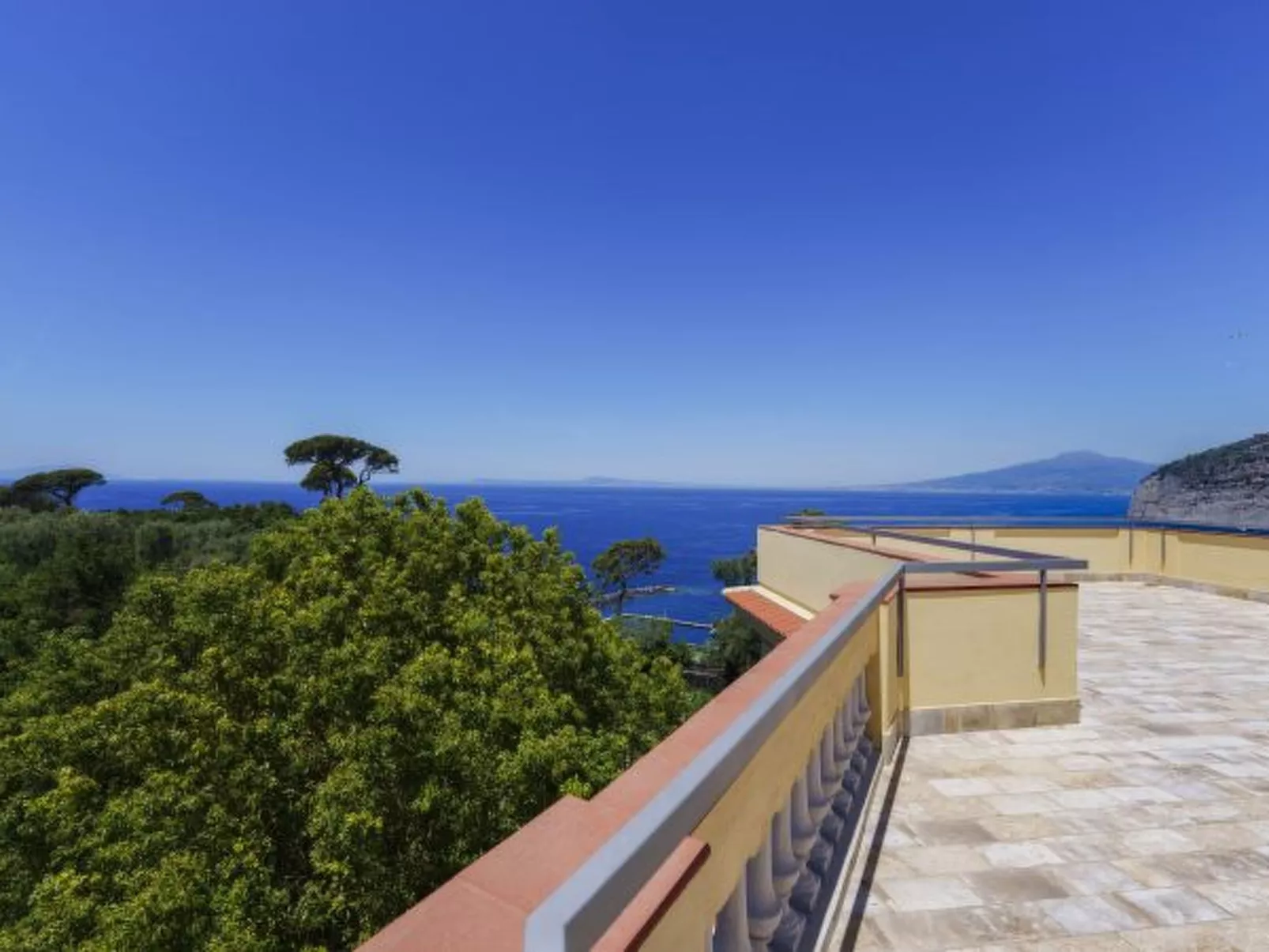 La Veranda di Villa Preziosa al Pizzo - Image-tags.info