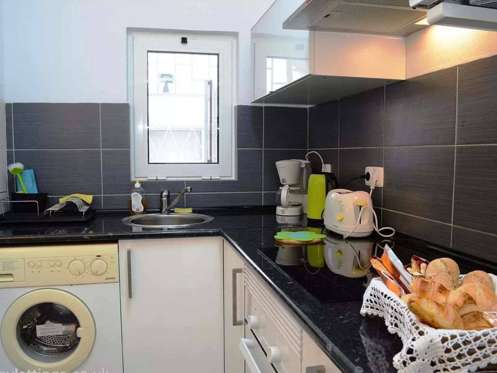 Wohnung mit Blick auf das Wasser - Binnen