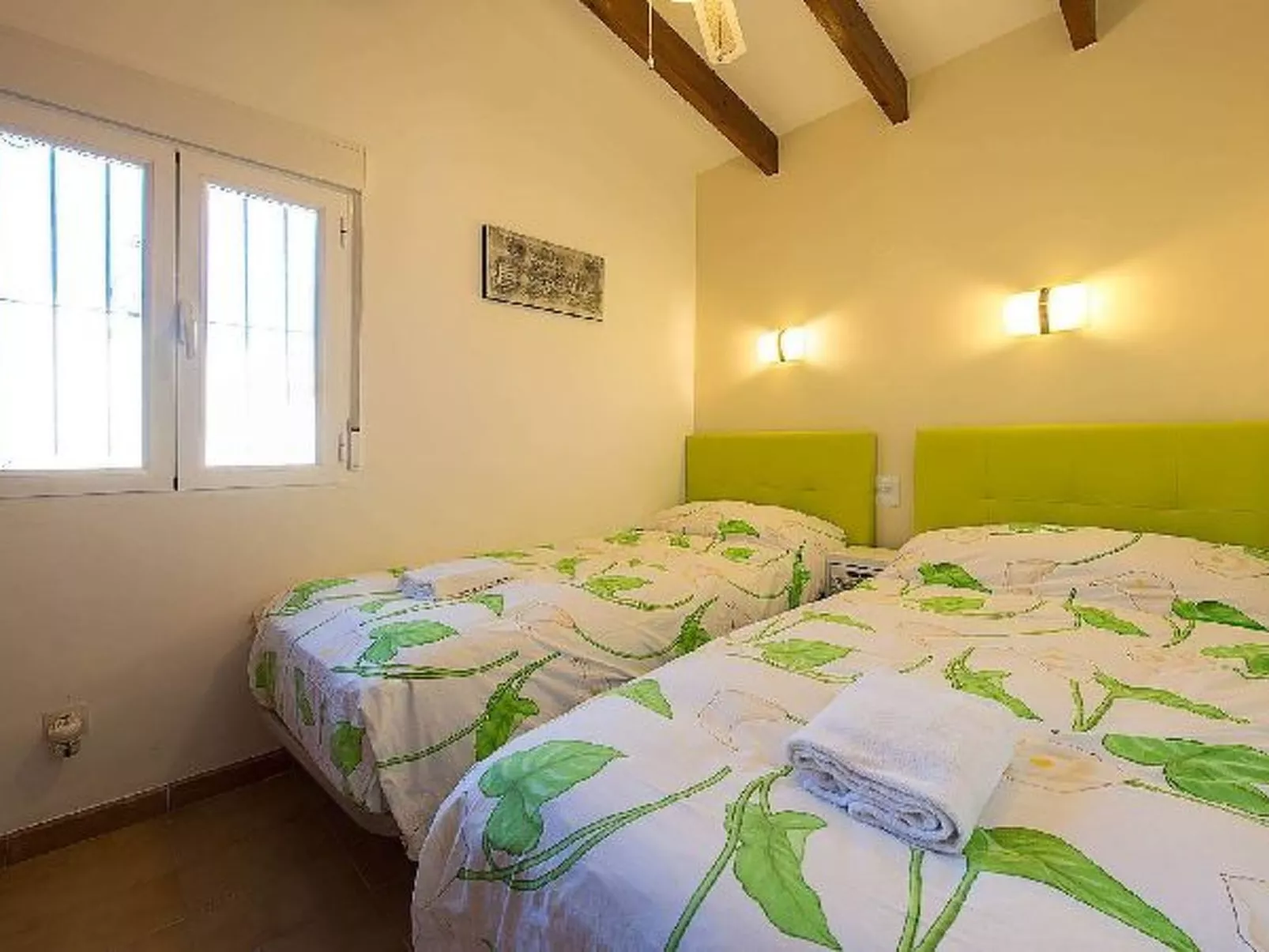 Villa Neus - PlusHolidays - Image-tags.info