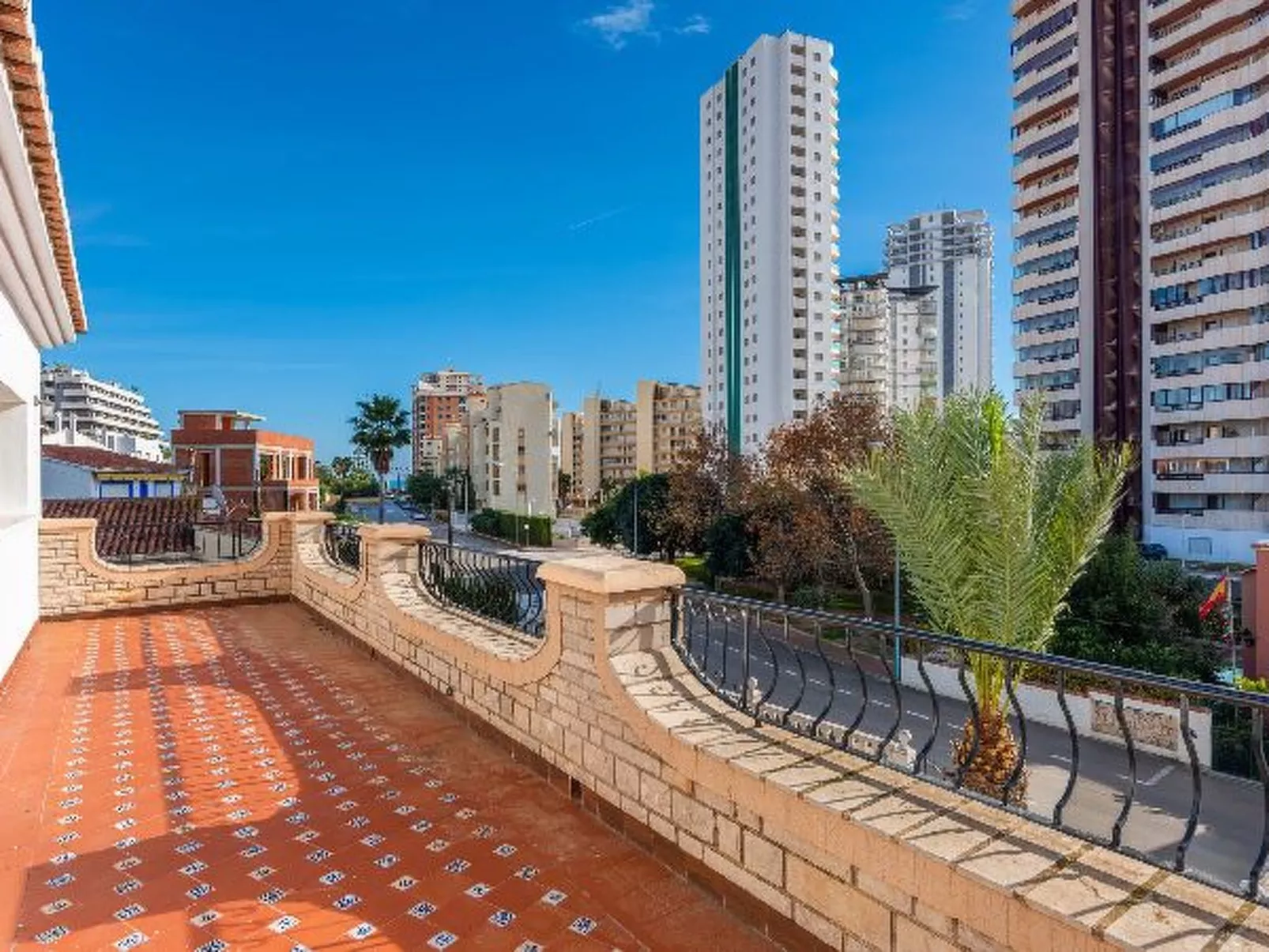 Villa Caleta - PlusHolidays - Image-tags.info