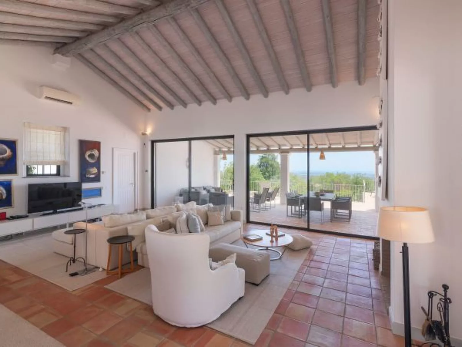 Casa Velha: Pool & Ocean View - Binnen