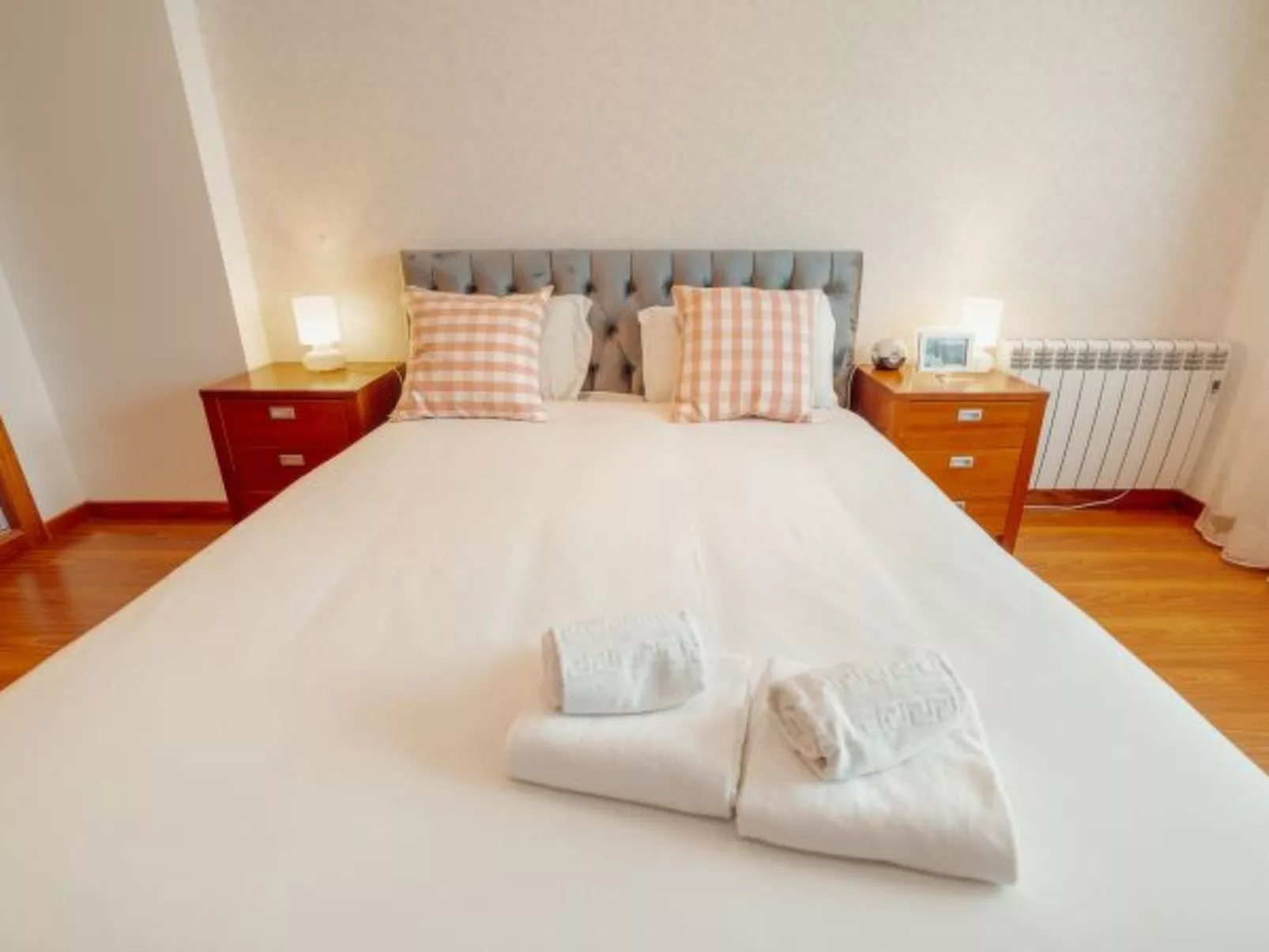 POOL & CINEMA VILLA by VACATIONY - Binnen