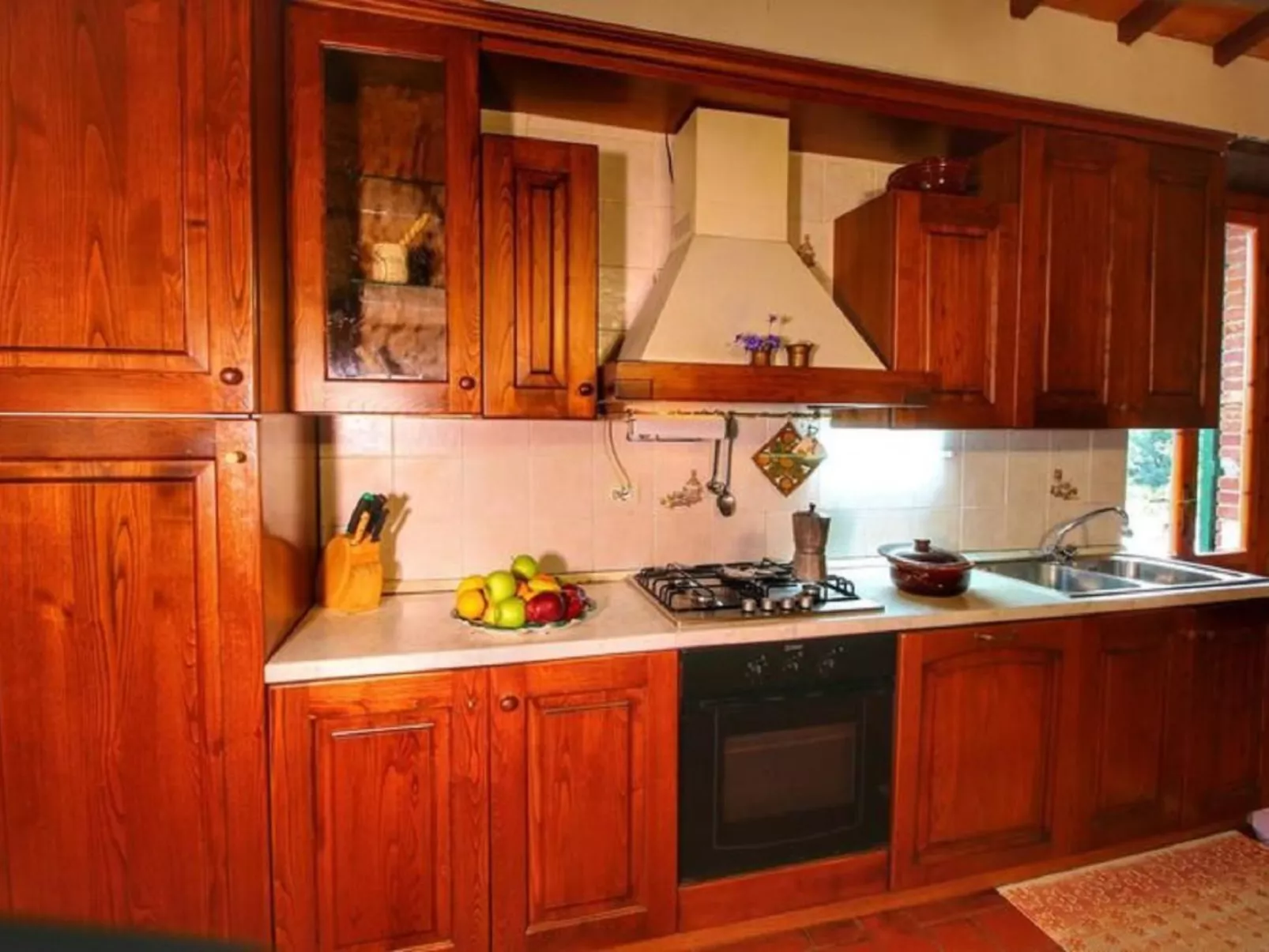 Le Corniole mit Pool, Jacuzzi und Grill - Image-tags.info