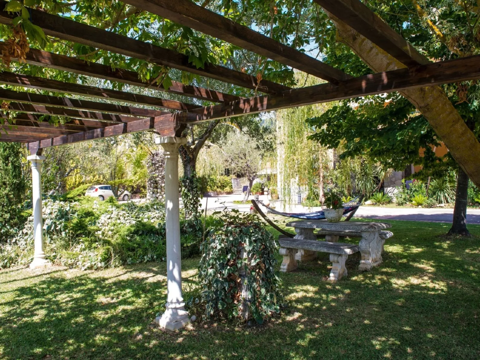 Gästezimmer der Villa Mirella 2 - Buiten