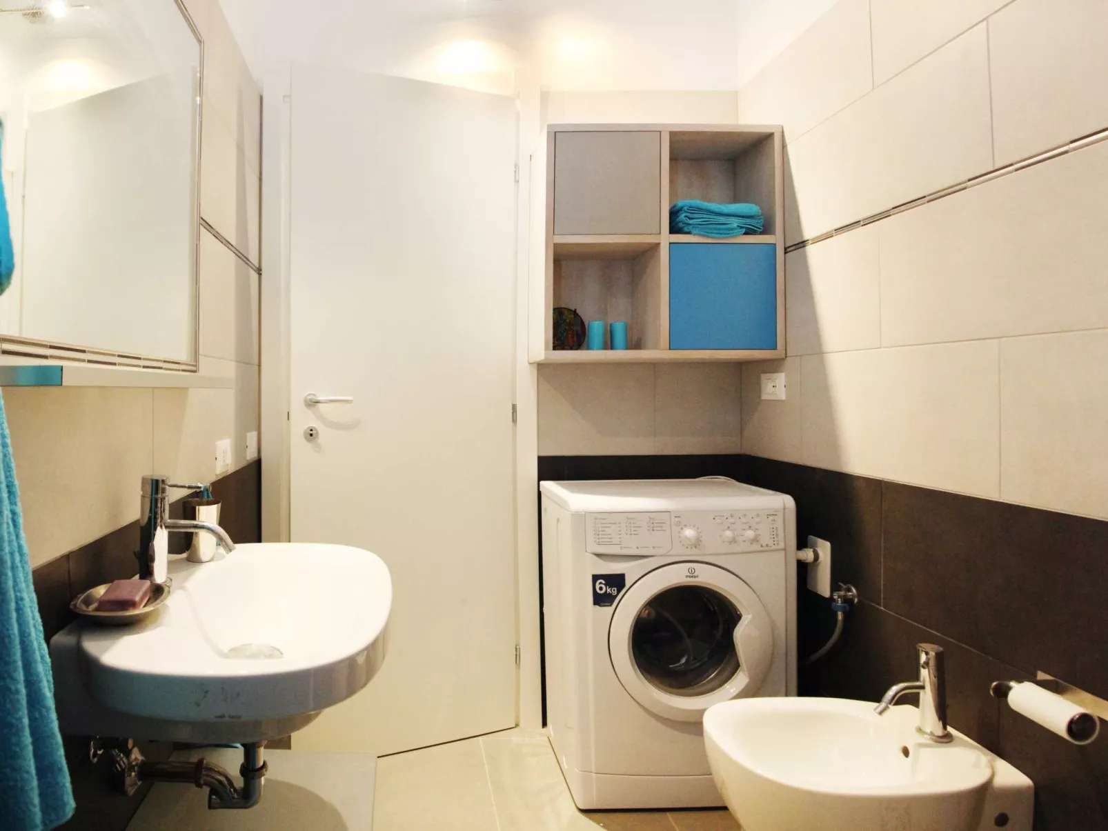 Helles Maisonettezimmer in Rom - Binnen