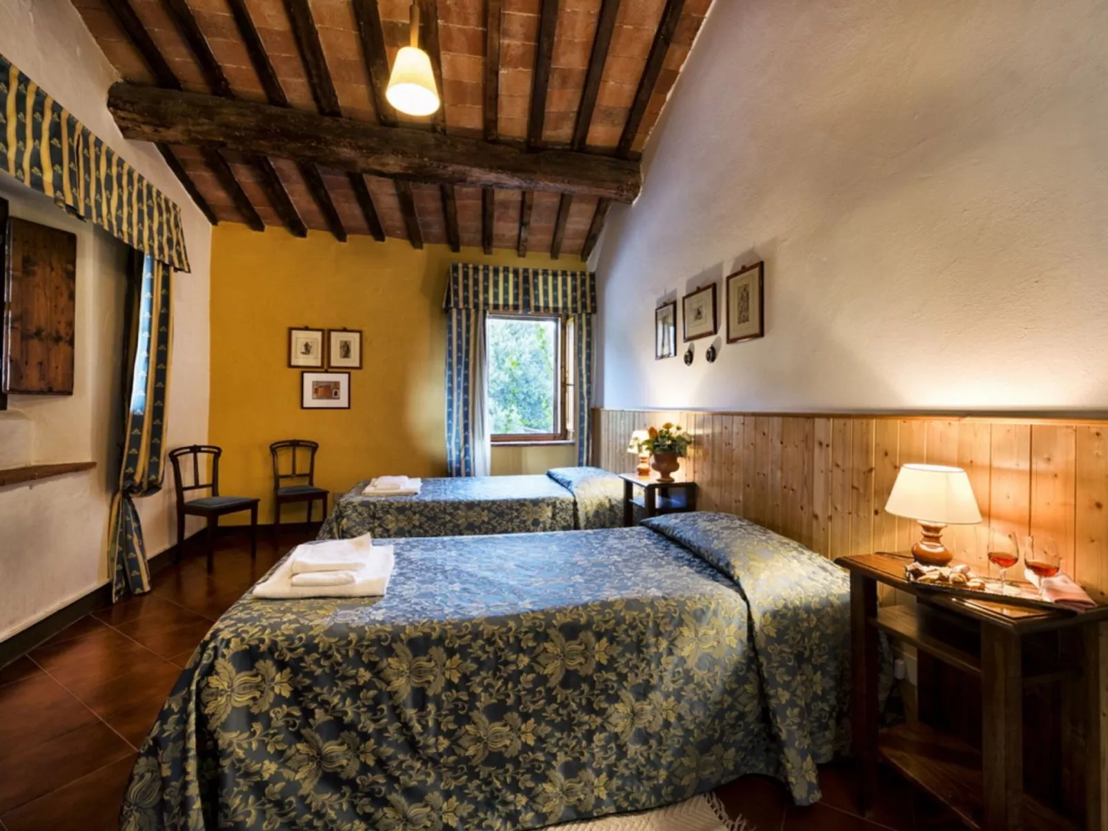 Mit Privatpool für 14 Personen ca. 260 m&sup2; in Trequanda, Toskana (Provinz S - Binnen